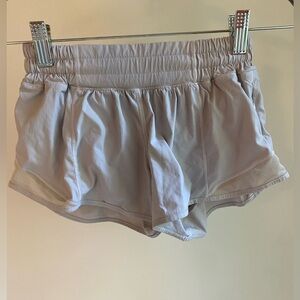 LULULEMON Hotty Hot LR Shorts SIZE: 2